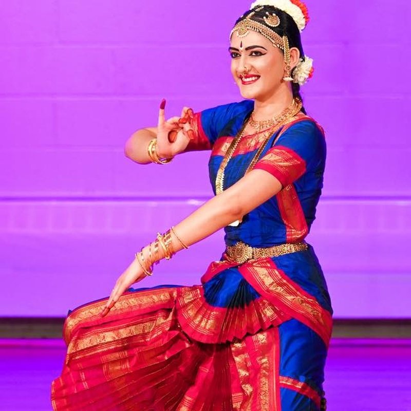 Niharika performing Bharatanatyam